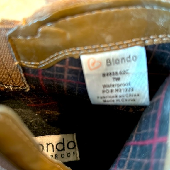 Blondo Waterproof Suede Booties Size 7 - Picture 6 of 7